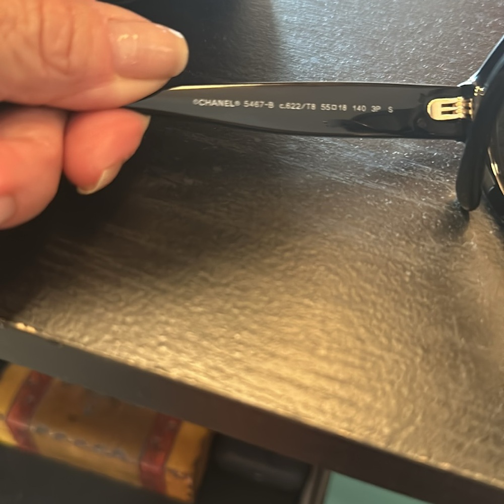 Chanel Aviators with Chanel Case - Picture 7 of 11